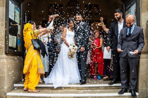 Wedding at Oxford Town Hall, Oxford. Wedding Photography by Matthew Ellacott Photography