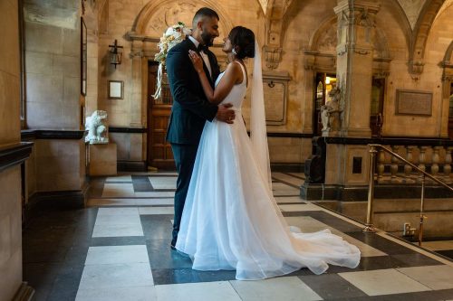 Wedding at Oxford Town Hall, Oxford. Wedding Photography by Matthew Ellacott Photography