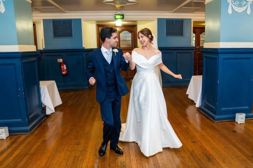 Wedding at Oxford Town Hall, Oxford. Wedding Photography by Matthew Ellacott Photography